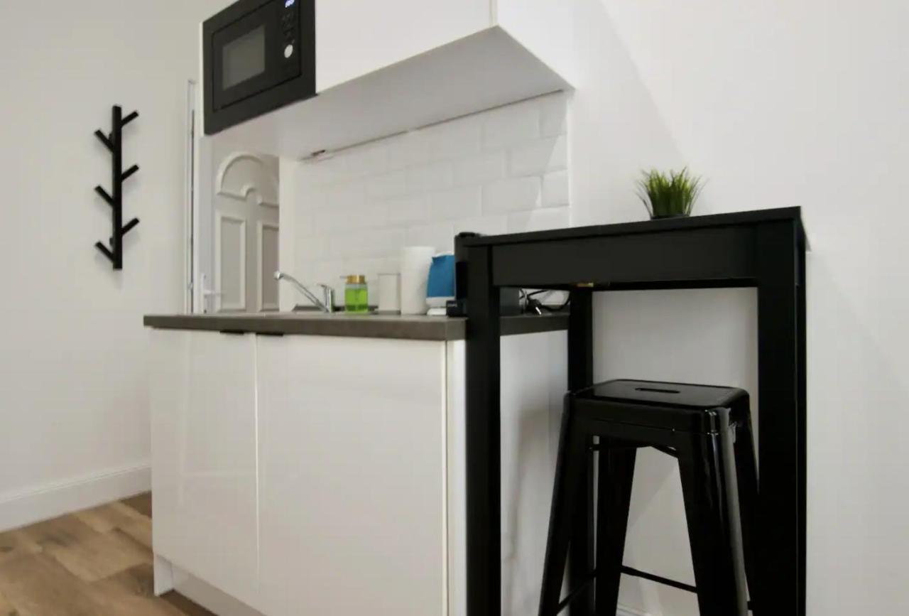 Studio By Hi5- In Downtown Apartmán *